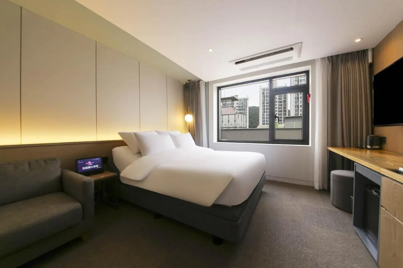 Haeundae The Van Hotel Busan 3*,  South Korea