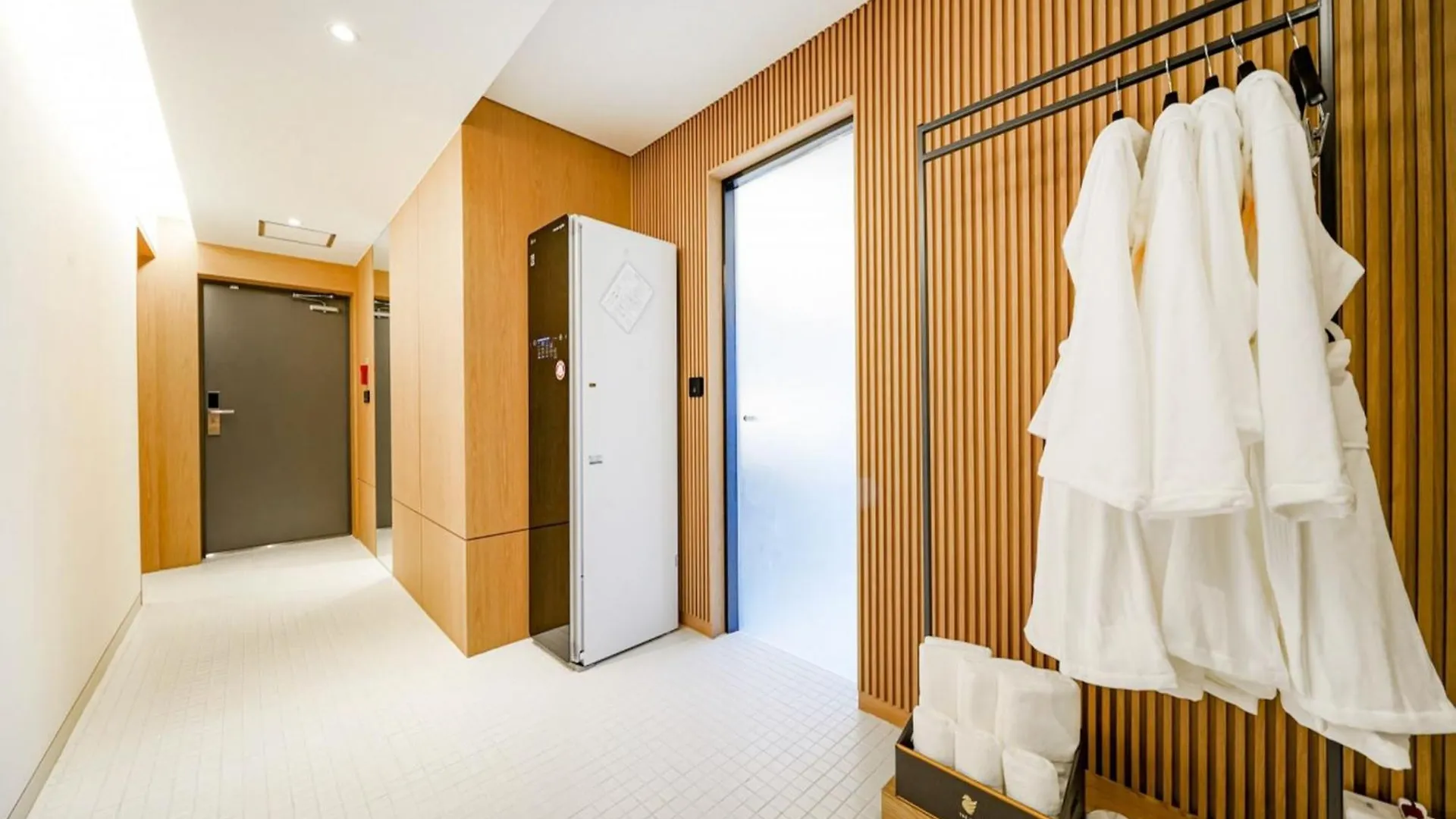Haeundae The Van Hotel Busan 3*,